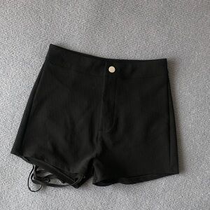 Women's Black High-Waist Stretch Shorts